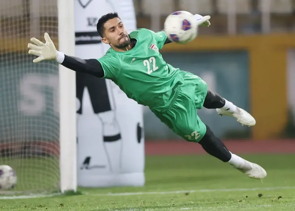 تشویق کاپیتان استقلال با هو کردن بیرانوند