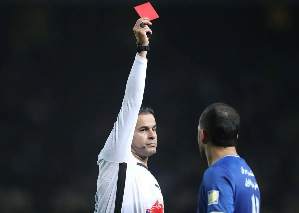 فوری: نامه اخراج 2 بازیکن آبی‌پوش (عکس)