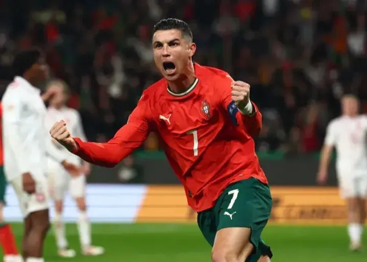 رونالدو بهترین الگو برای تمام بازیکنان جهان است!