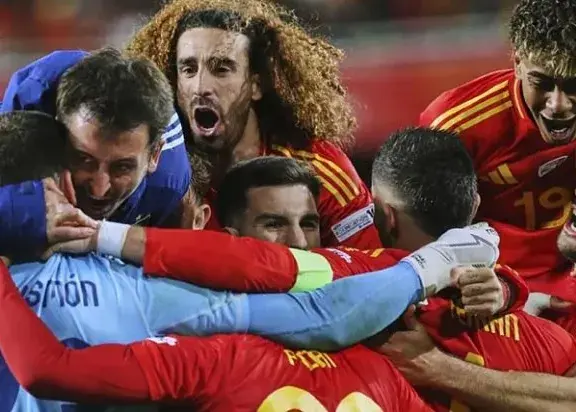 اسپانیا 3 (5) – هلند 3 (4): از پدری به امباپه!