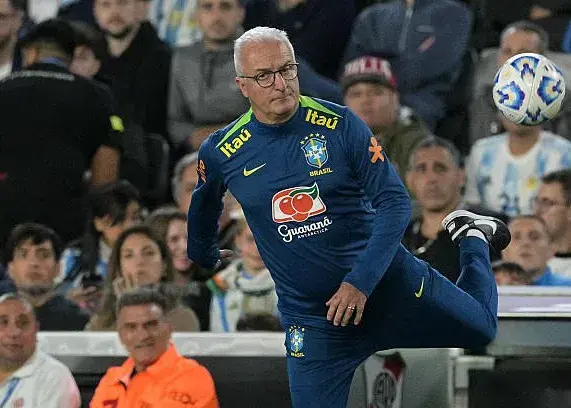 تصمیم نهایی برزیل: دوریوال جونیور اخراج می‌شود