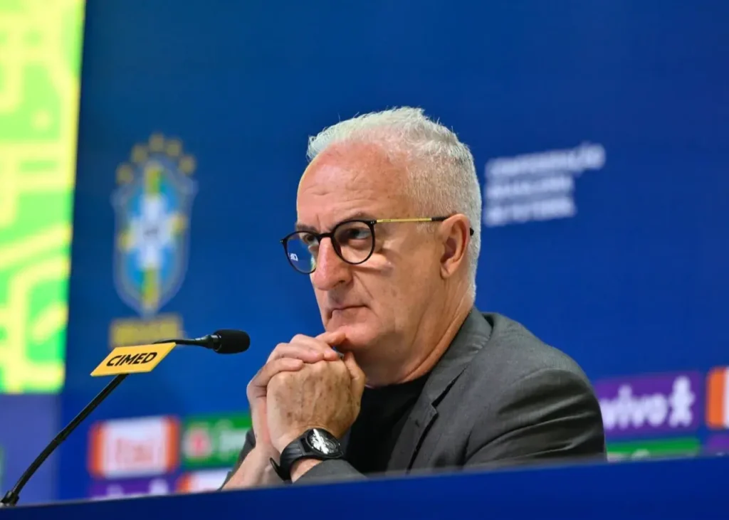 رسمی: سرمربی برزیل اخراج شد