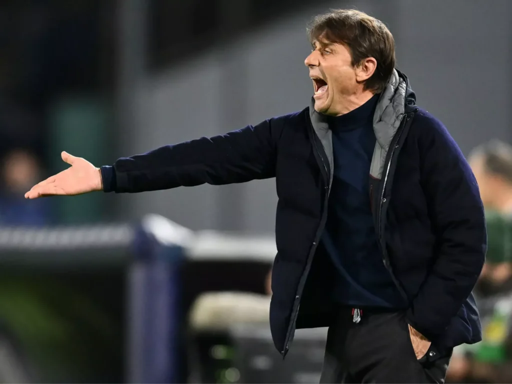 پیام کونته به میلان و یووه: در ناپولی‌ جا افتاده‌ام!