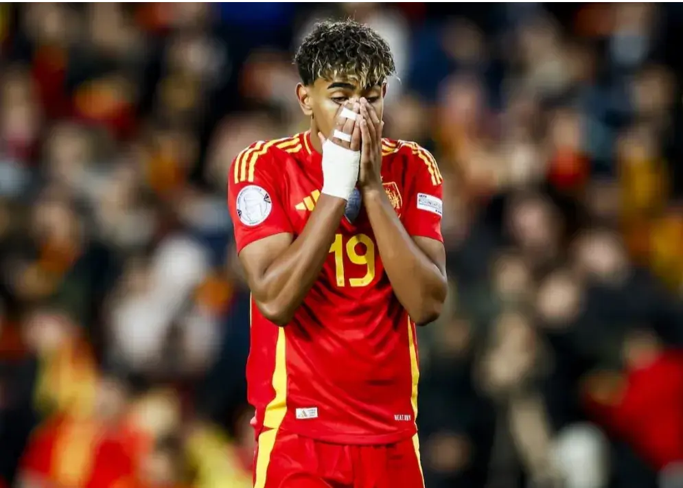 یامال در مونیخ: اینجا توپ طلا می‌دهند!