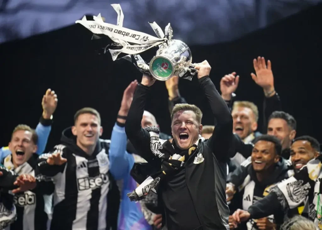 یک چهارم میلیون هوادار در خیابان!