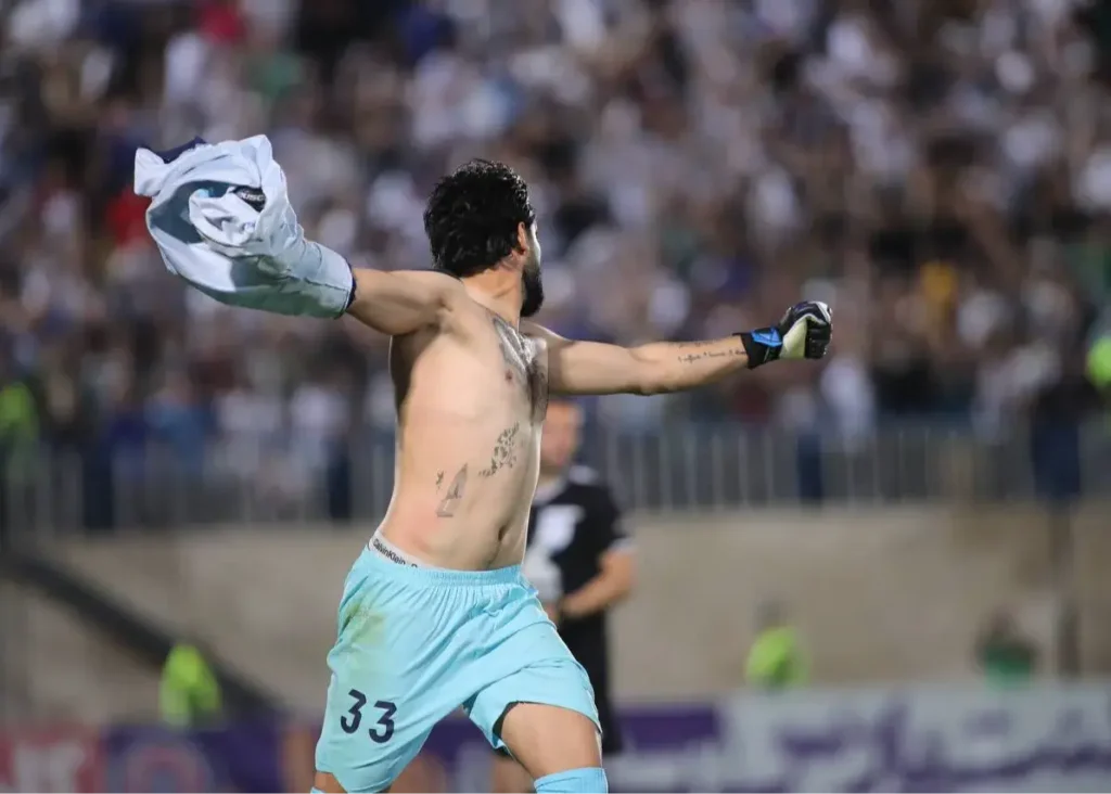 تغییر حالت عجیب فرعباسی از شادی به نگرانی! (عکس)