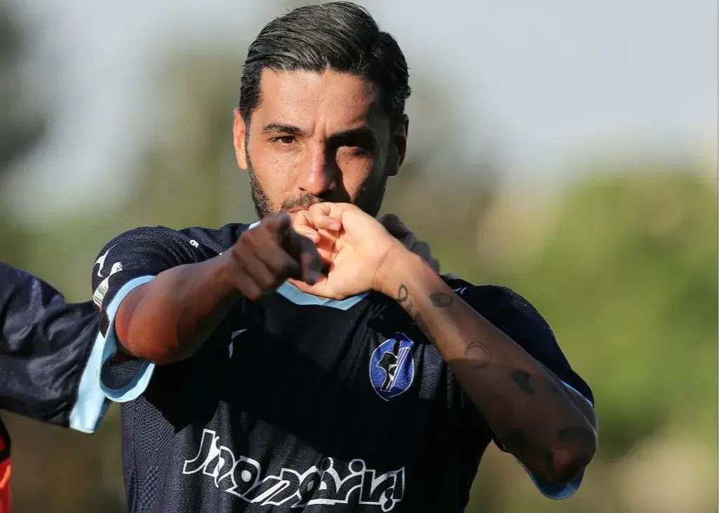 فرمان صعود پیکان در دستان شریفی (عکس)