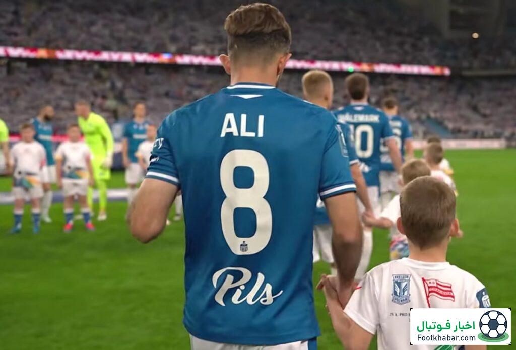 دل‌ربایی علی قلی در لباس رونالدینیو! (عکس)