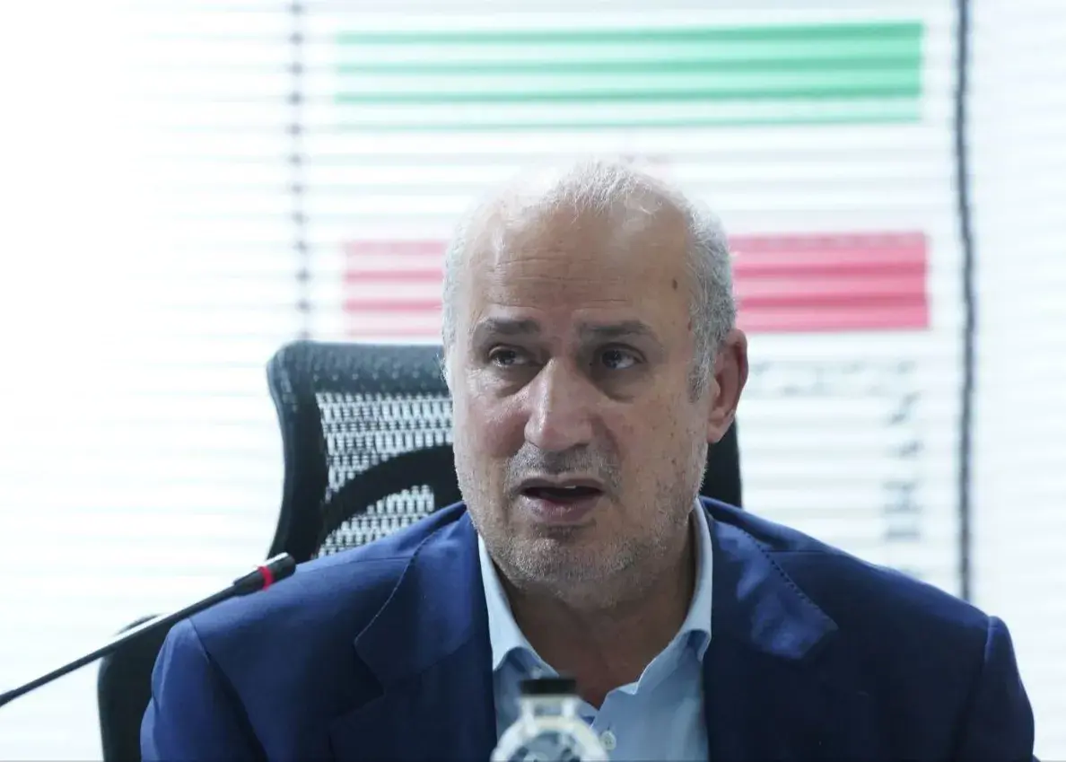 تاج: هواداران فوتبال باید به این قانون عادت کنند