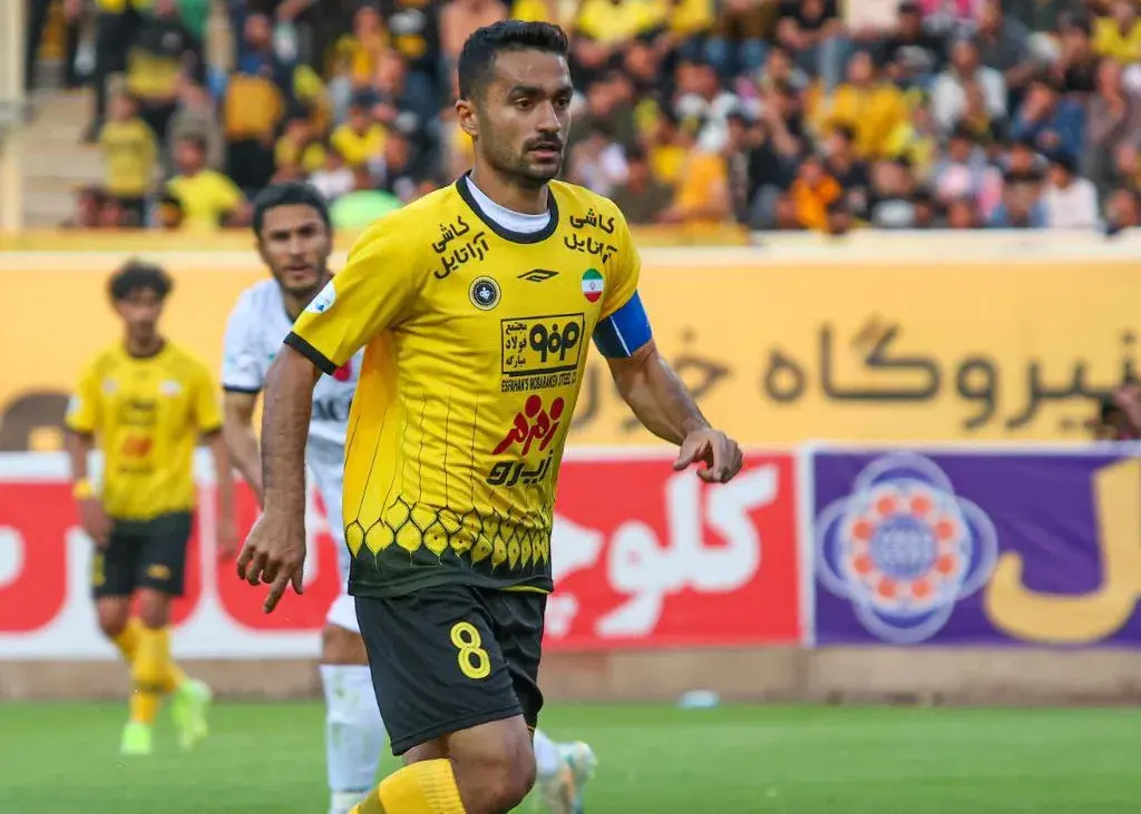 کاپیتان سپاهان مقابل پرسپولیس محروم نیست