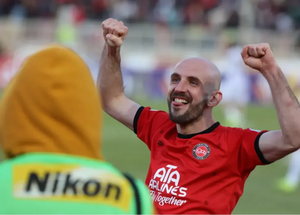 خط قرمز هافبک کروات تراکتور به شایعات