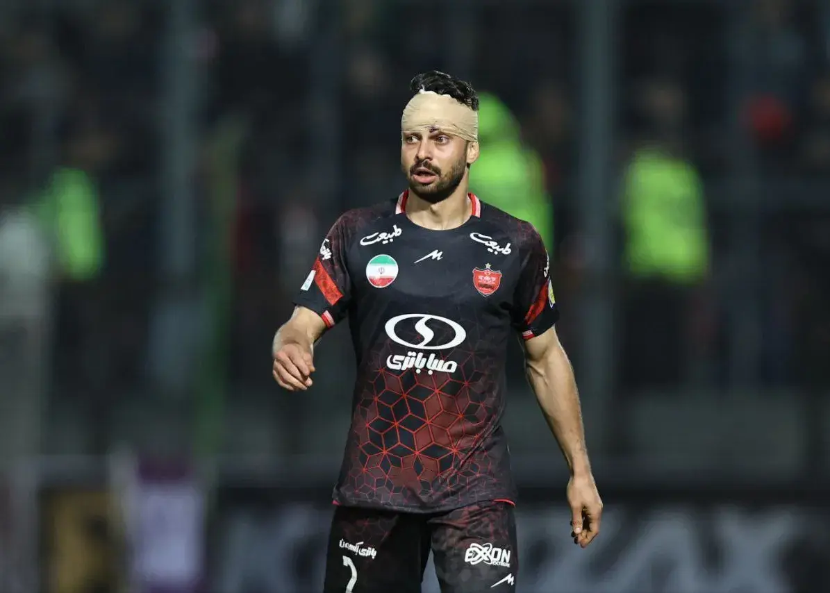 ۶ بخیه بالای ابروی هافبک پرسپولیس