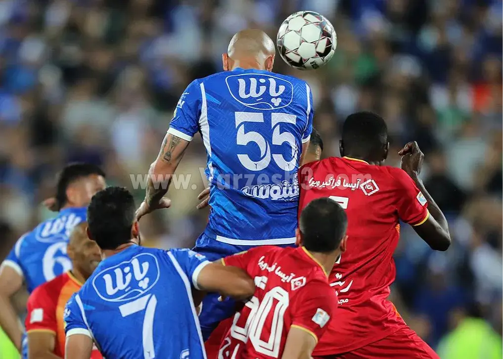 گزارش زنده: استقلال 0 – فولاد 0