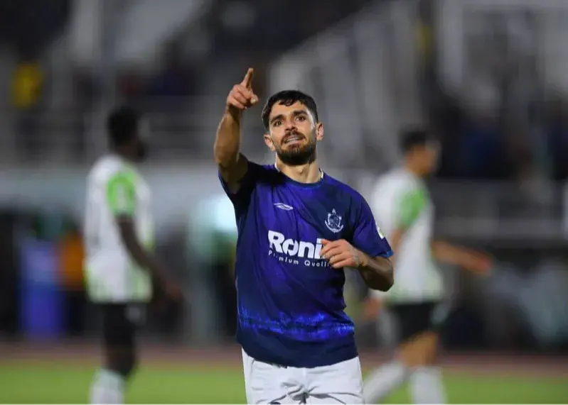 بازی مهم عمری: تن به تن با قلدرهای سپاهان!