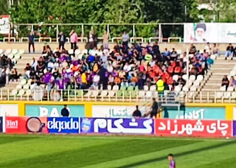 هوادار برای اولین بار با هوادار شد! (عکس)