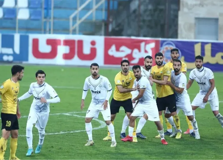 گزارش زنده: ملوان 0 – سپاهان 0