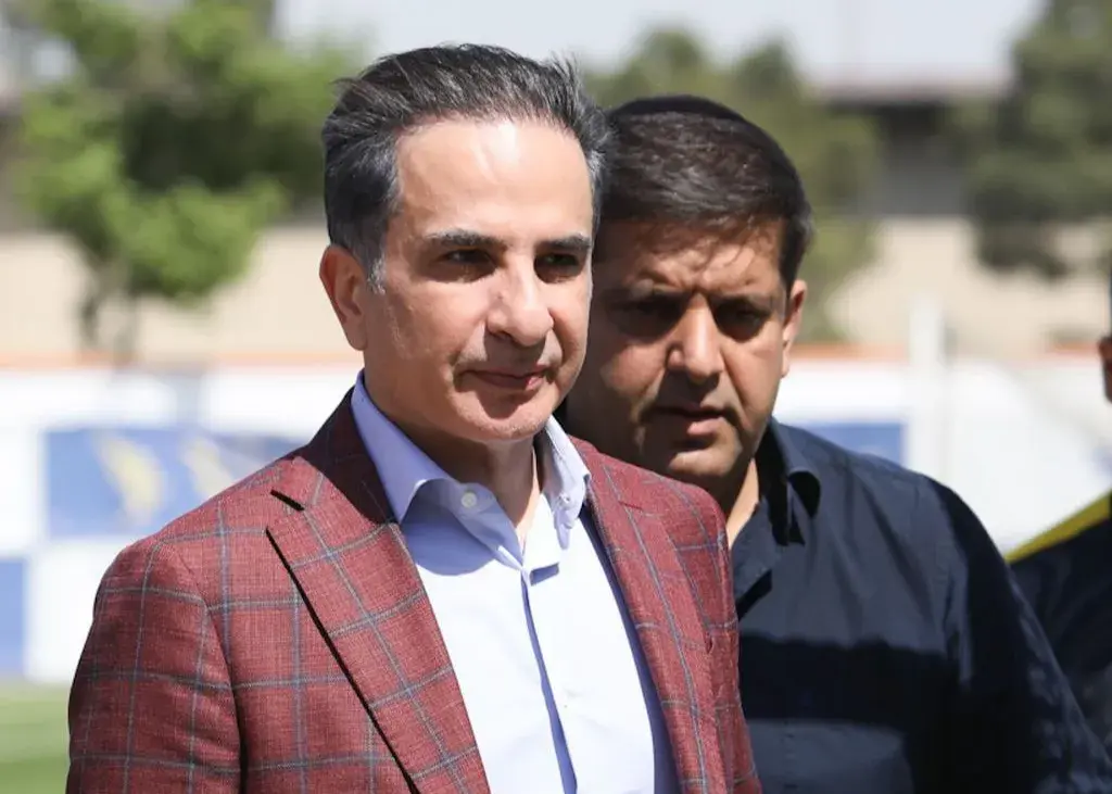 مالک نساجی، ساکت را تنها نگذاشت(عکس)