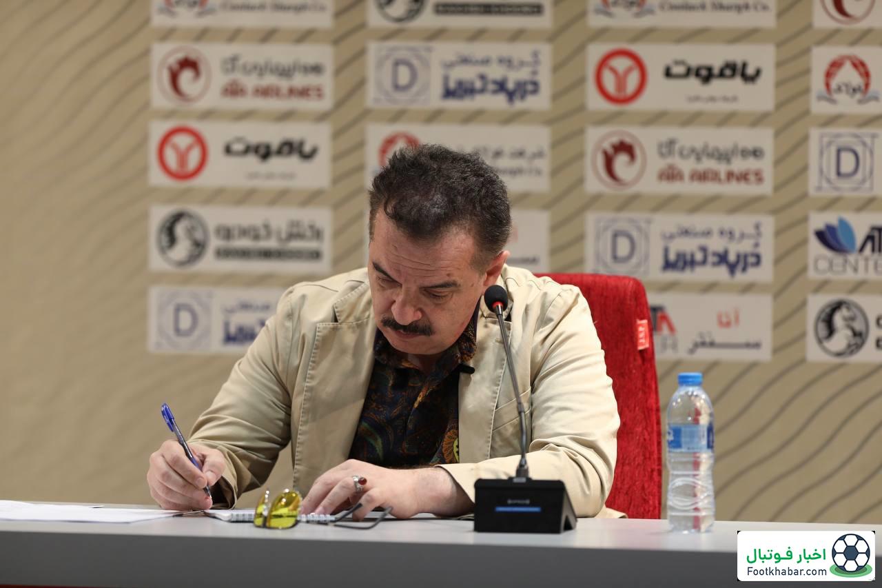 هشدار مهم زنوزی در آستانه قهرمانی تراکتور