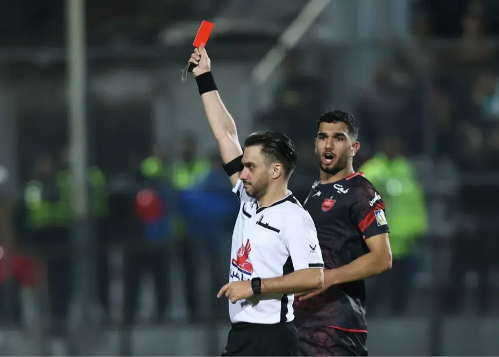 اخراجی پرسپولیس نباید به راحتی خودش را ببخشد!