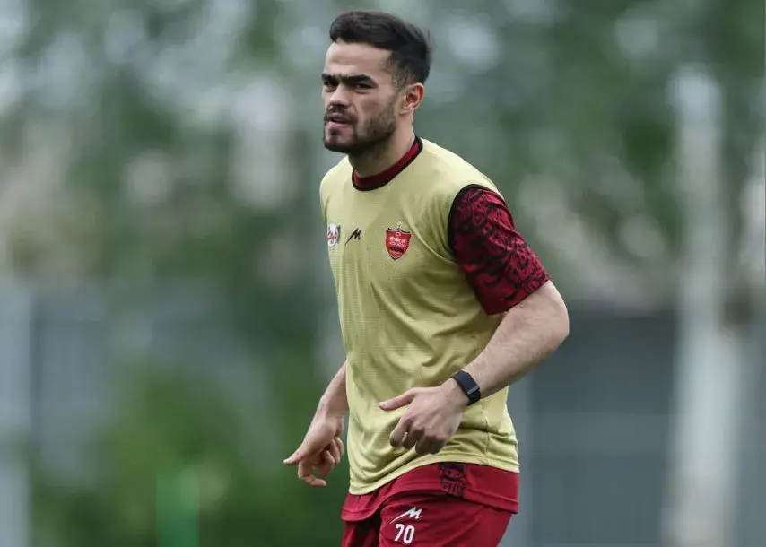 پرسپولیس مقابل سپاهان ستاره سابقش را می‌خواهد