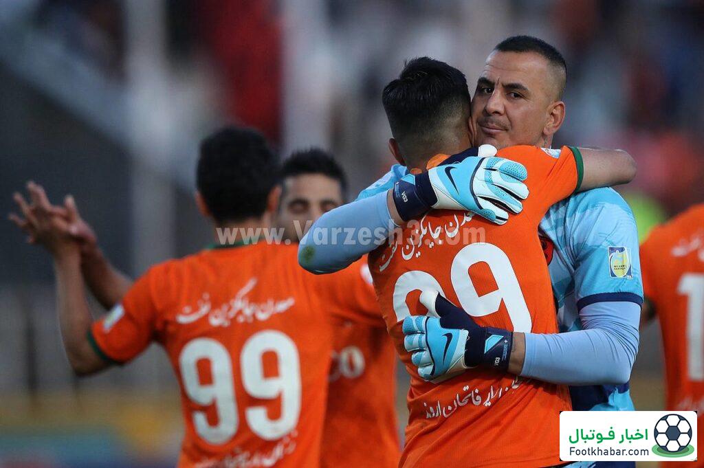 شکایت و کنایه به روانخواه: به فکر پنالتی‌زن باش!