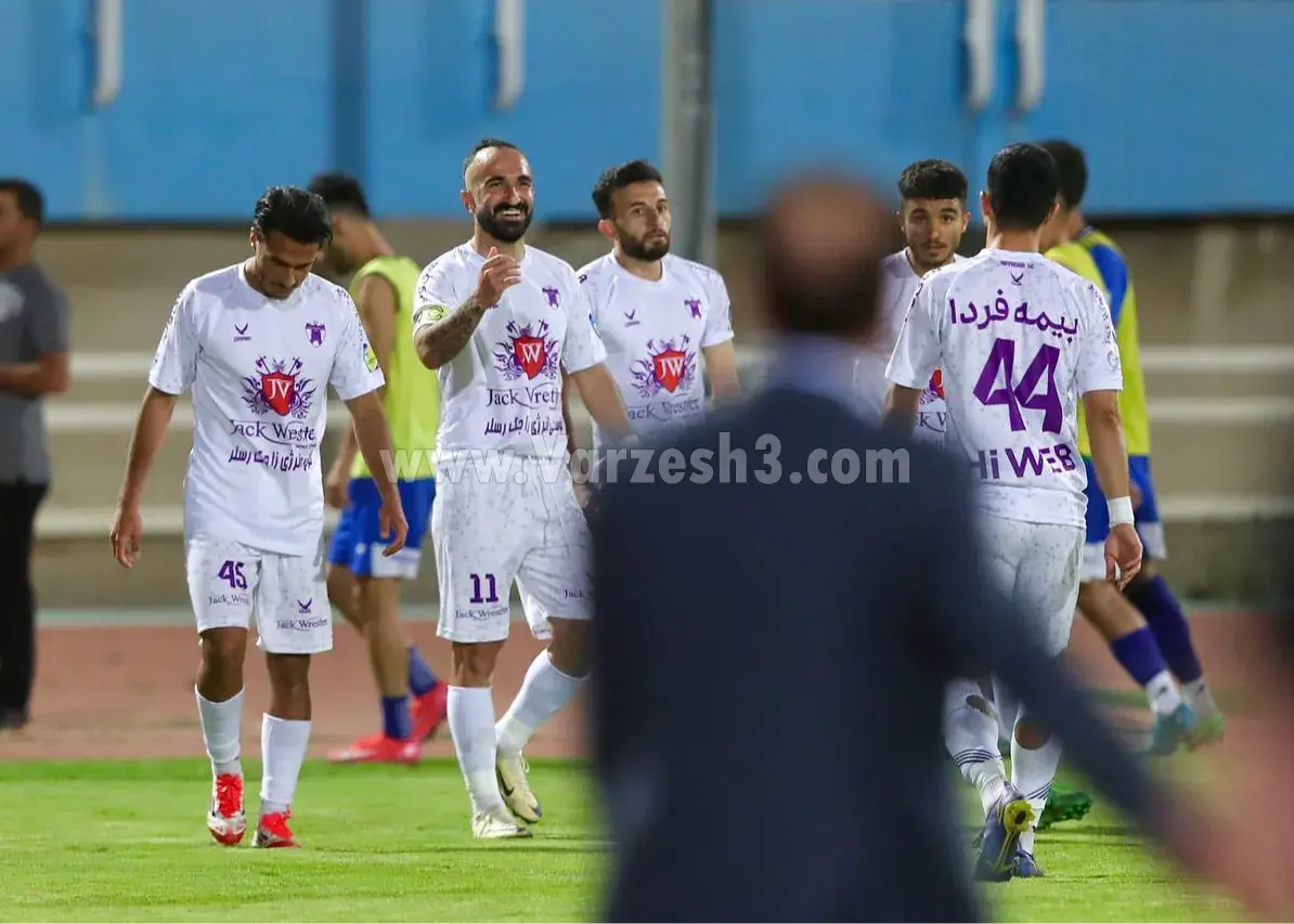 استقلال خوزستان 1 – هوادار 1: شگفتی کامل نشد