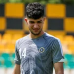 بازگشت آریا: ملی‌پوش سپاهان آماده بازی پرسپولیس