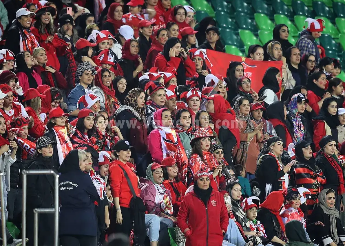 پرسپولیسی‌ها طبقه اول را پیش خرید کردند