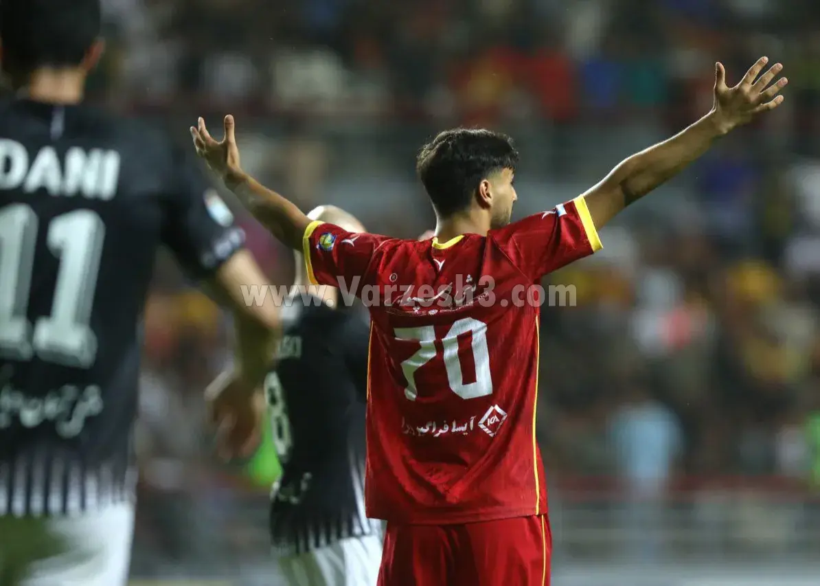 دو شوک بزرگ بچه 19 ساله به تراکتور (عکس)