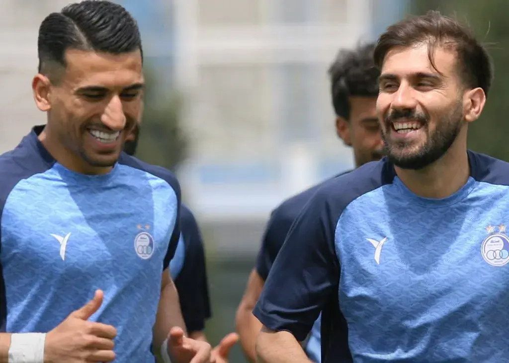 وحید هاشمیان: این مصیبت را به خانواده‌های داغدار و مردم بندرعباس تسلیت می‌گویم.