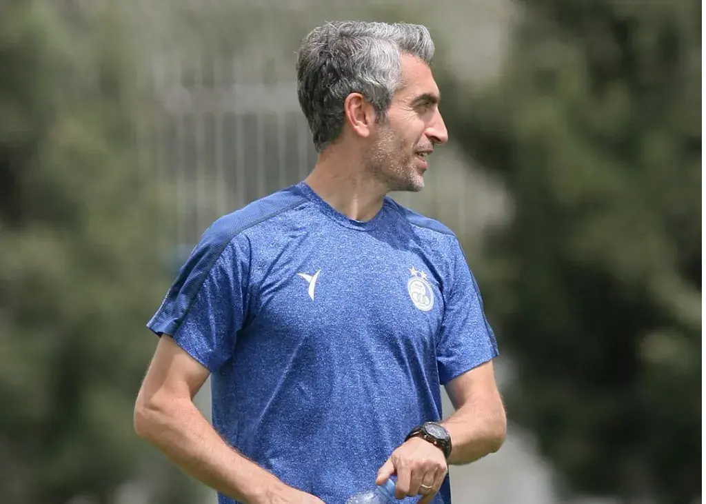 جباری بالاخره اخم را کنار گذاشت! (عکس)