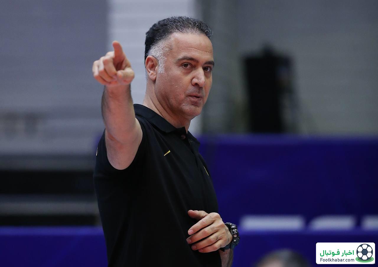 تهدید جایگاه پیمان اکبری توسط مربی تیم ملی!