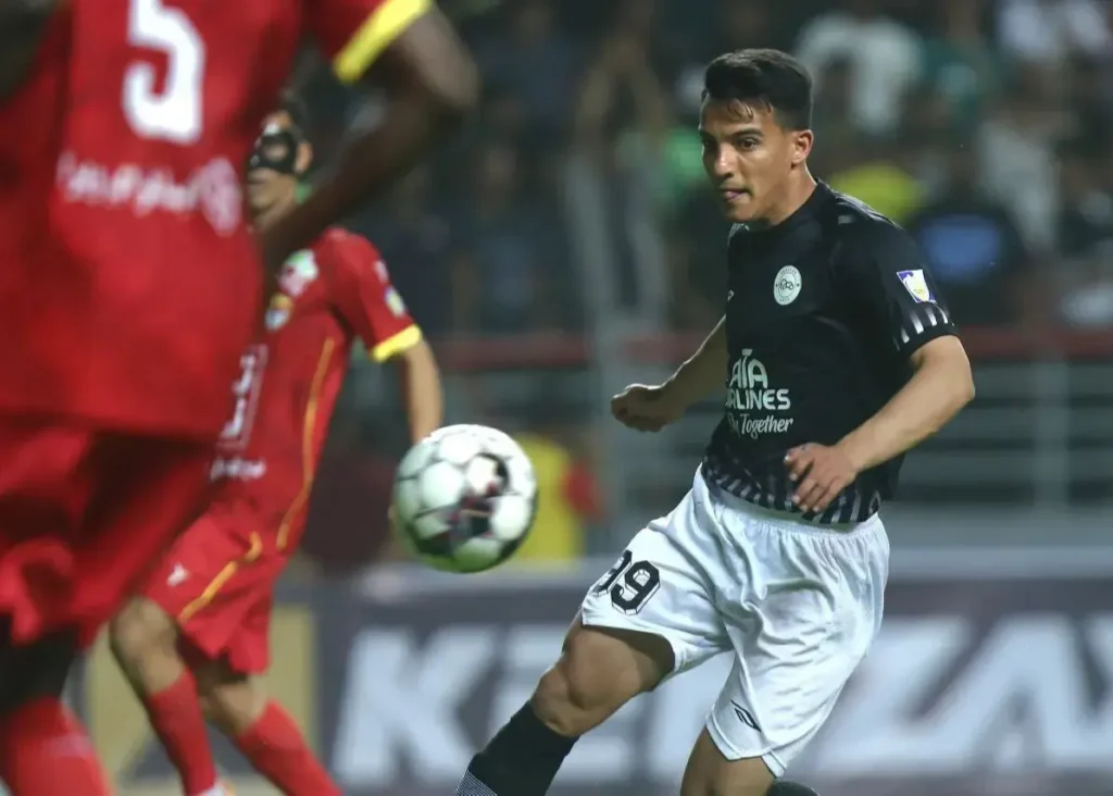 گزارش زنده: فولاد 0 – تراکتور 0