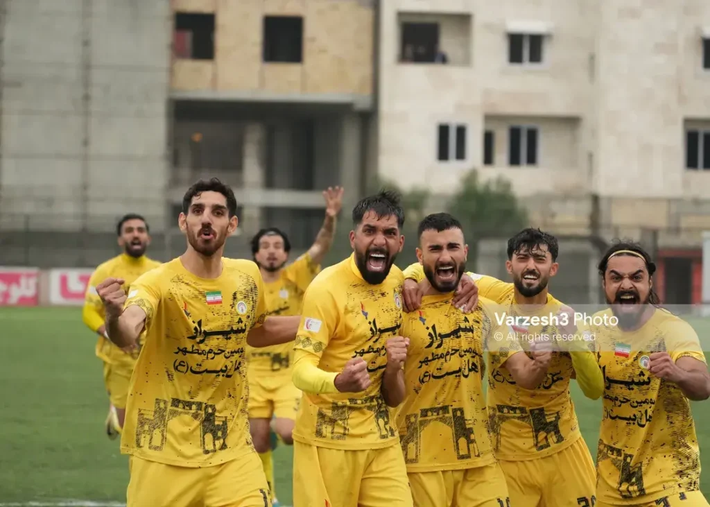 ژست جدید فجر در کری‌خوانی برای رقبا (عکس)