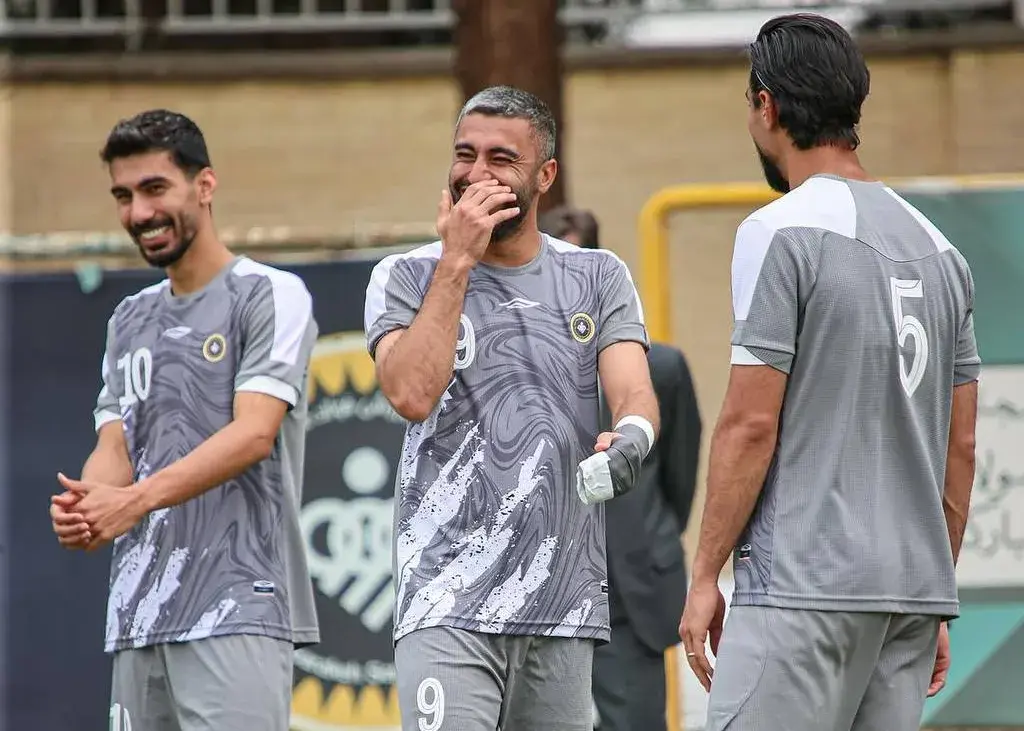 شکاری جورجینیو را لعنت می‌کند! (عکس)