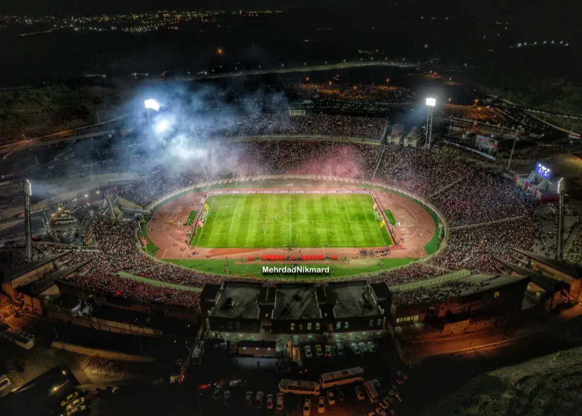 شور تماشاگران تراکتور این بار در مونته‌نگرو! (عکس)