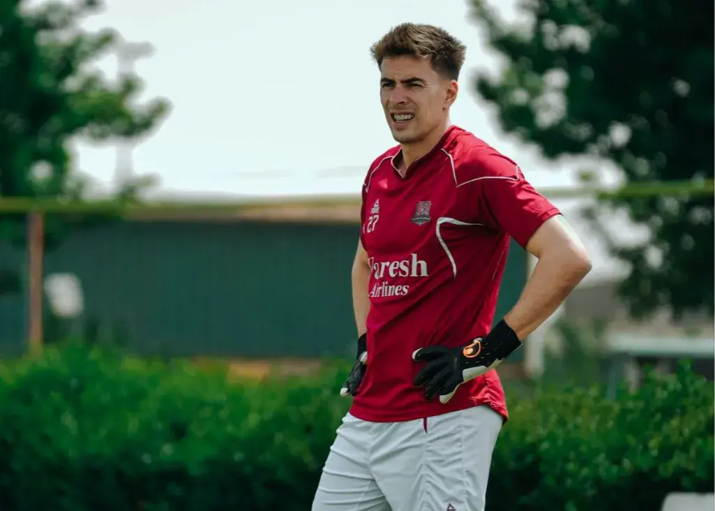 این دروازه‌بان در ایران نمی‌ماند