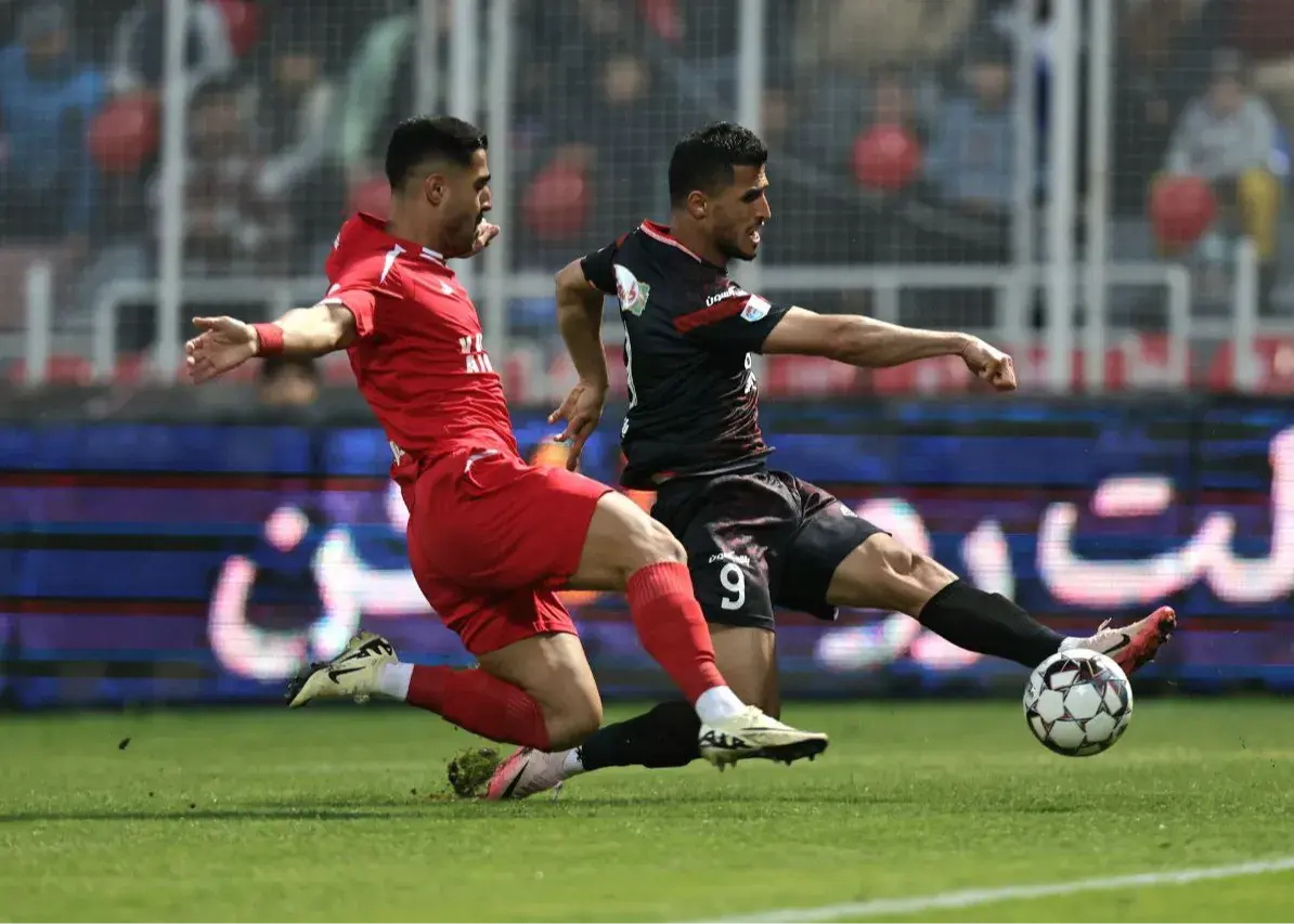 حسرت آقای گل پرسپولیس در ورزشگاه وطنی (عکس)