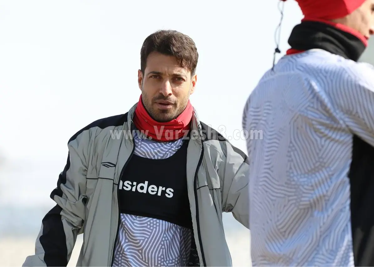 شجاع با درد و رنج شدید مقابل استقلال