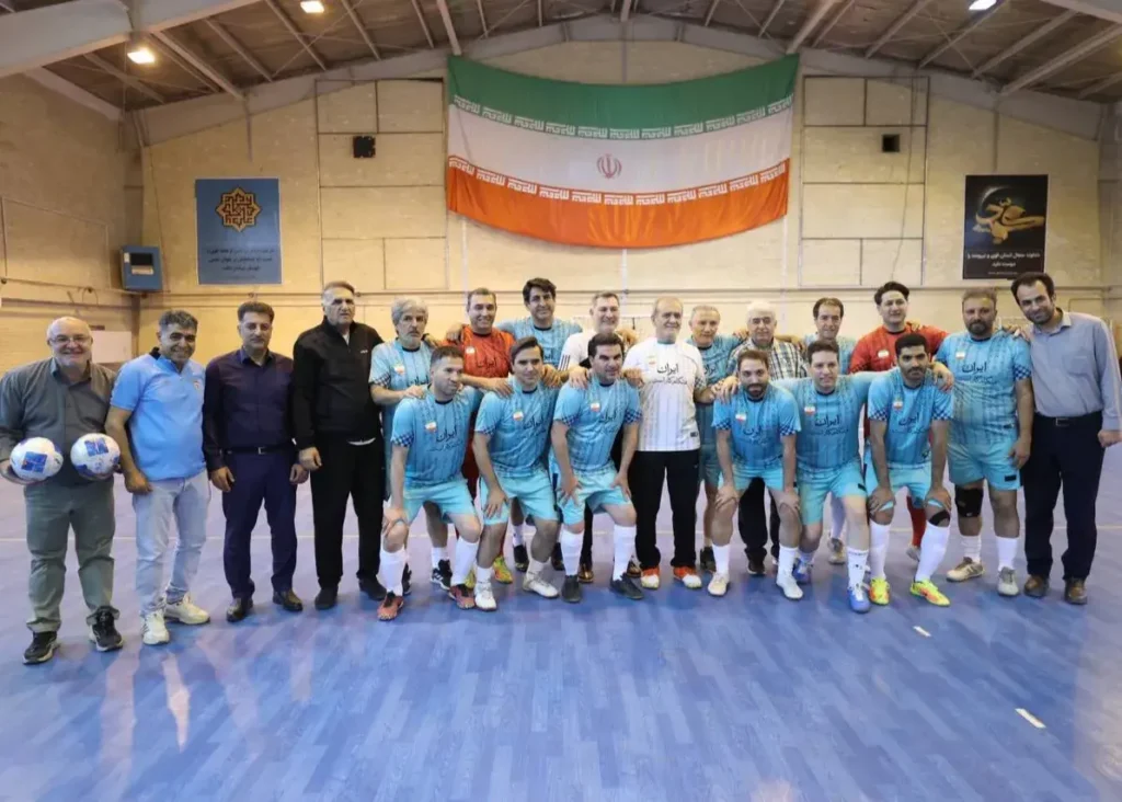 اولین رئیس جمهور ایران که پاس چیپ می‌دهد!