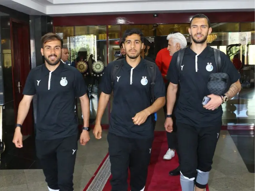 کاروان استقلال در تبریز: آماده‌ برای بازی حساس