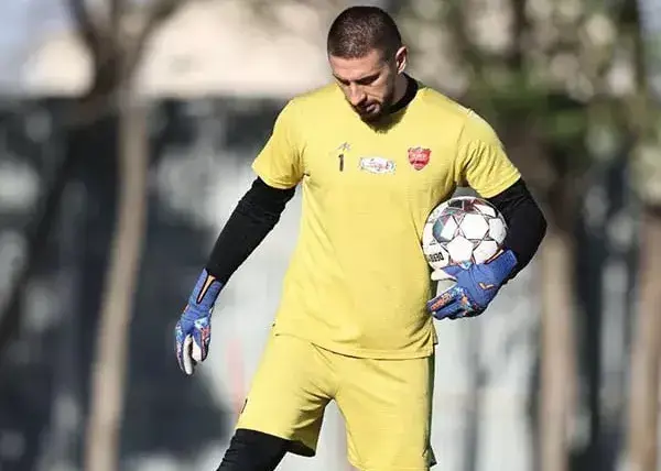 پاس گل اخباری به الکسیس گندوز