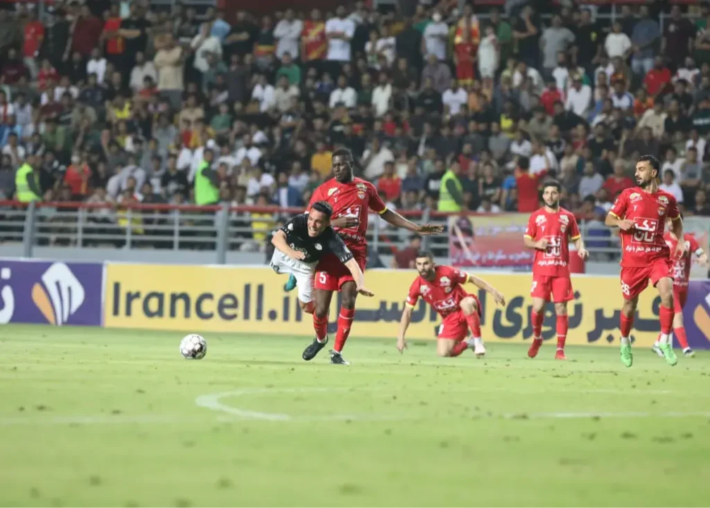 موسی و لگدی که سرنوشت لیگ را عوض کرد