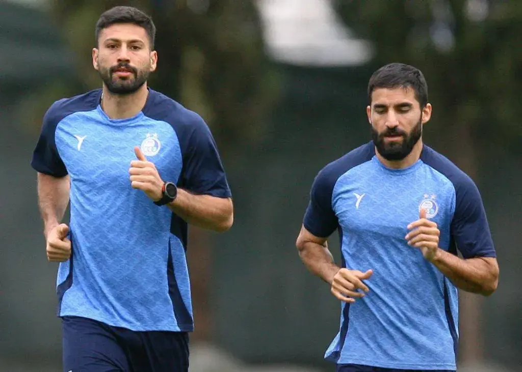 اندک اندک جمع مصدومان می‌رسند