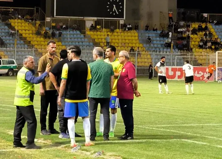 اشتباه داور، مسابقه‌ای که سه نیمه طول کشید!