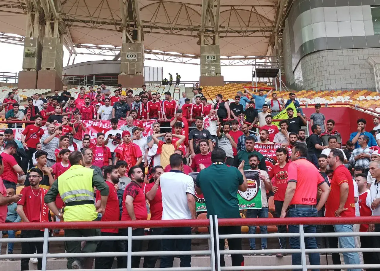 در انتظار استقبال گرم از فولاد آرنا در روز داغ