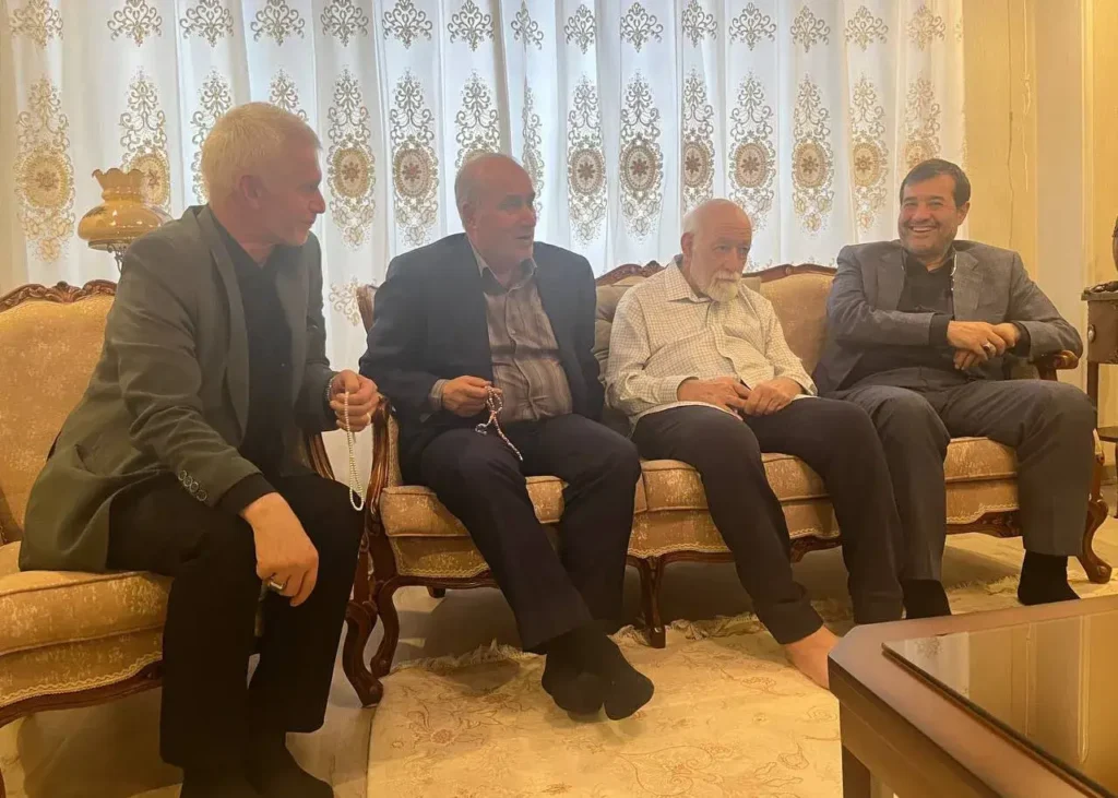 عیادت وزیر و رئیس از آقای سردبیر