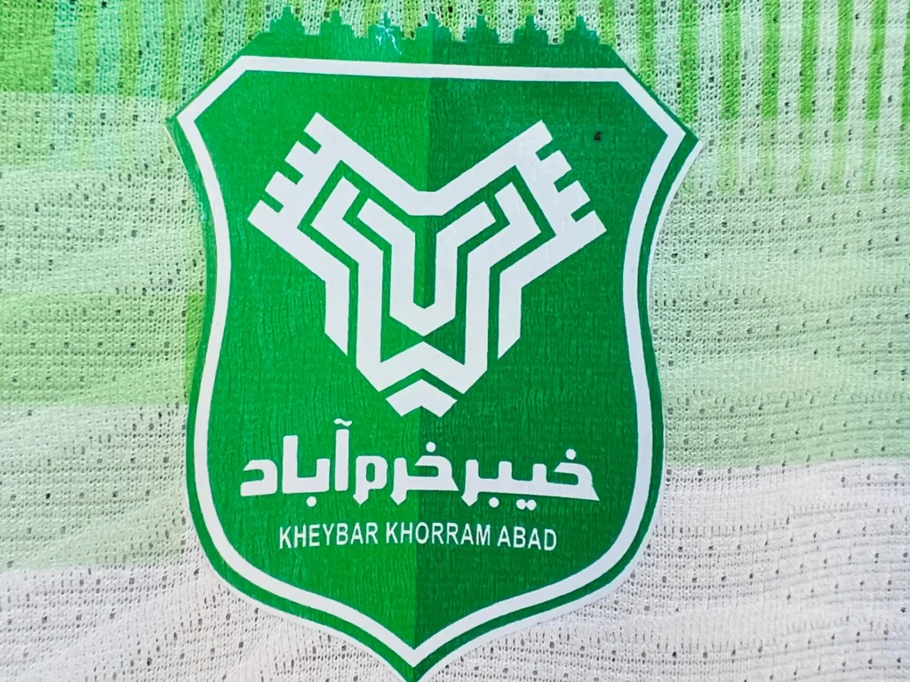 به یاد قربانیان حادثه بندرعباس (عکس)