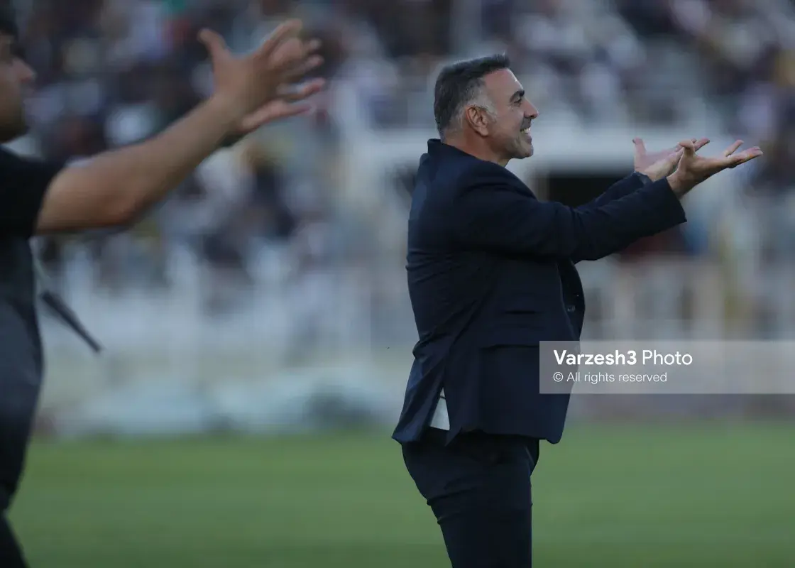 گلایه کاپیتان سابق استقلال از فضای هواداری فوتبال ایران