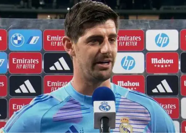 کورتوا: والورده این گل را با من تمرین کرده بود!